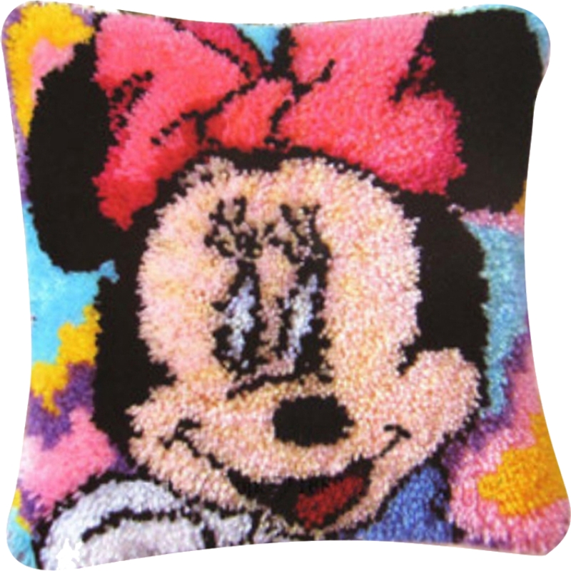 Minnie Mouse P-102